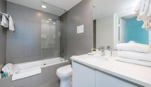 One-Bedroom Apartment - Partial Ocean View