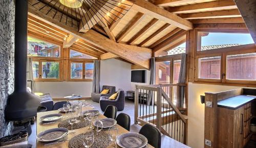 Three-Bedroom Premium Apartment with Balcony