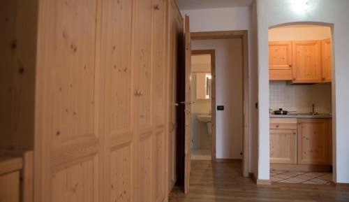 One-Bedroom Apartment with Panoramic View