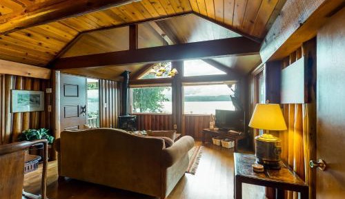 Two Bedroom Holiday Home