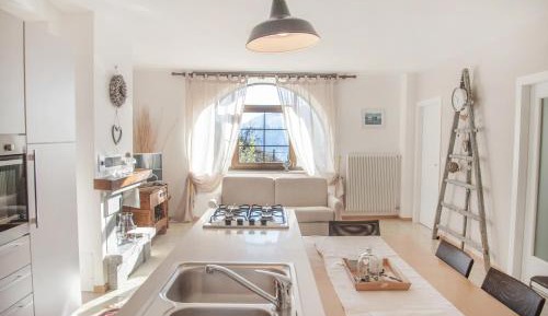 Apartment with Garden View