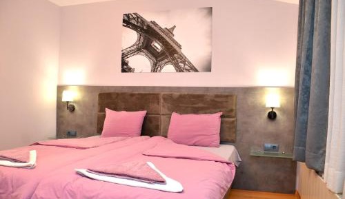 Twin Room with Bathroom