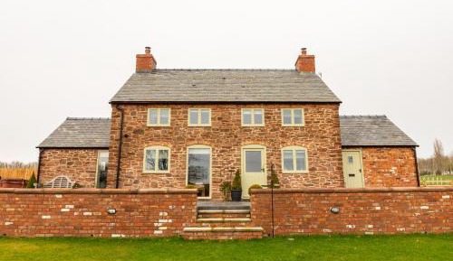 Three-Bedroom Cottage