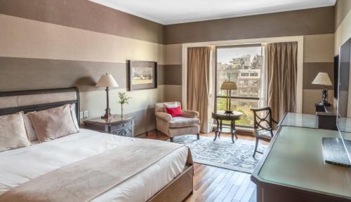 Premium King Room