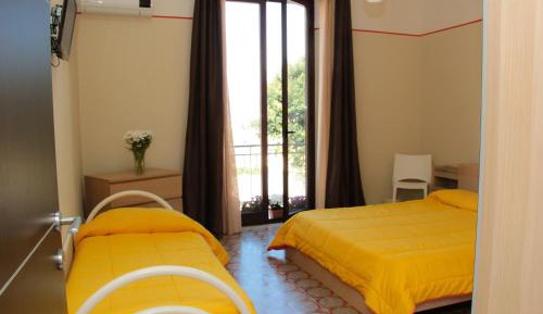 Triple Room with Balcony