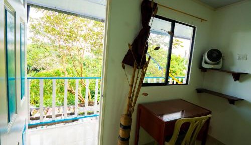 Queen Room with Garden View