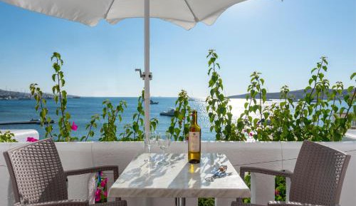 Studio with Sea View (2 Adults)