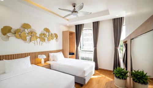 Deluxe Twin Room with City View