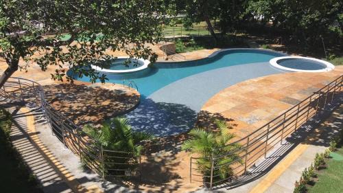 Apartment with Pool View 