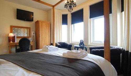 Deluxe King Room