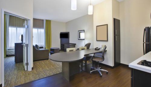 One-Bedroom Suite