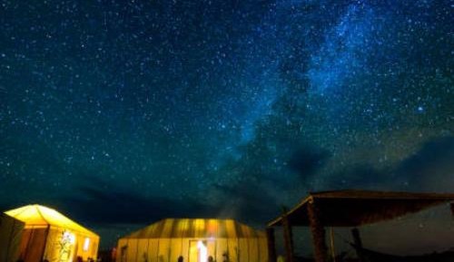 Deluxe Room (2 Adults + 1 Child)