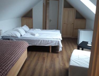 Triple Room with Bathroom