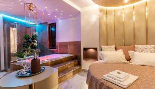 King Room with Spa Bath