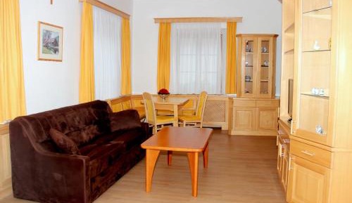 One-Bedroom Apartment 5