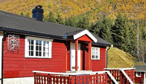 One-Bedroom Holiday Home