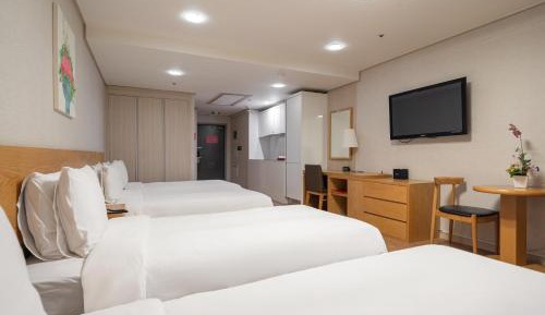Deluxe Quadruple Room