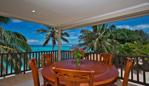 Two-Bedroom Apartment with Sea View