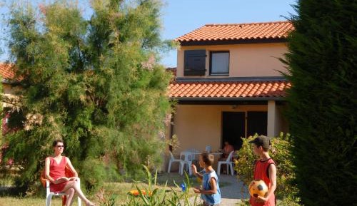 Apartment (4 Adults)