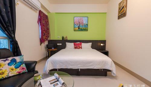 Queen Room