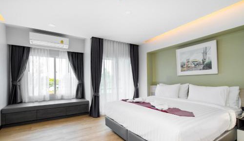 Superior King Room