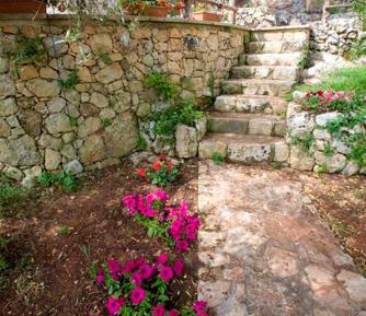 Two-Bedroom House (4 Adults) Pesco