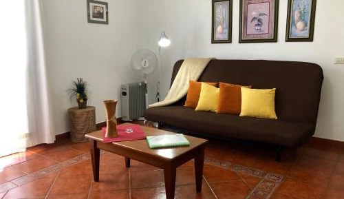 Two-Bedroom Apartment with Ocean View - Smoking