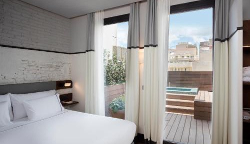 Superior Double Room with Exterior Bathtub