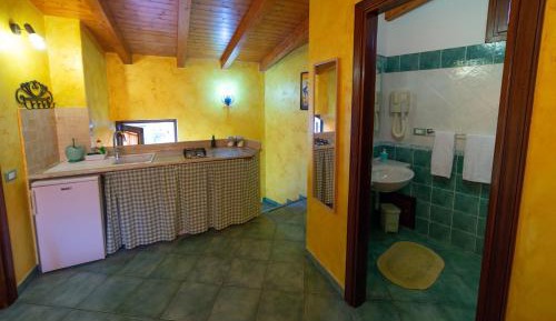 One-Bedroom House (2 Adults)