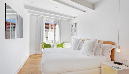 Superior Double or Twin Room with Terrace