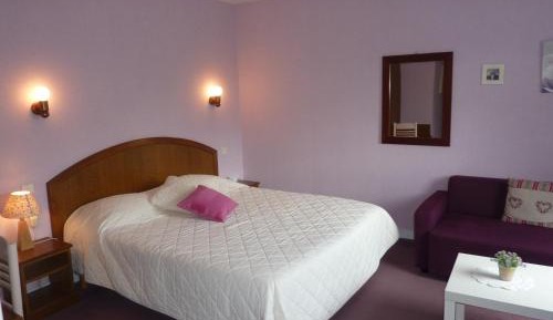 Double Room with Bathtub