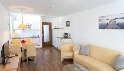 One-Bedroom Apartment with Balcony