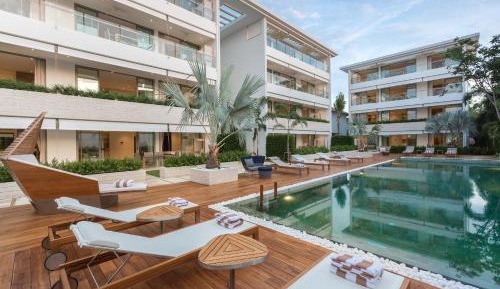 Two-Bedroom Apartment with Terrace and Sea View