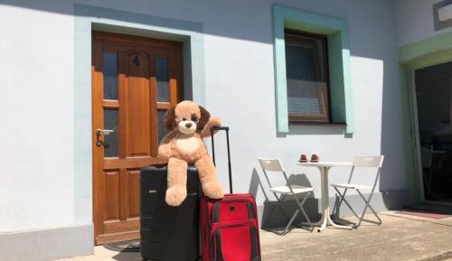 Apartment with Shower