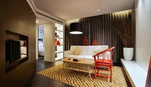 Ultra Sassy Double Suite