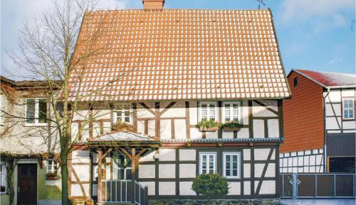 Three-Bedroom Holiday Home 