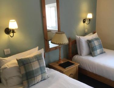 Twin Room with Bathroom