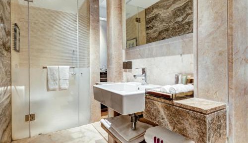 Premier Suite - 20% discount on Food