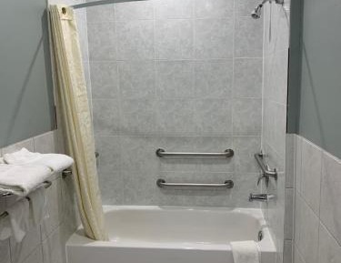 King Room with Spa Bath- Smoking