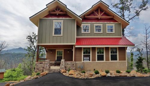 Four-Bedroom Holiday Home