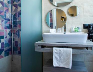 Single Room with Private Bathroom