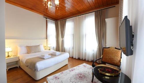 Comfort Triple Room