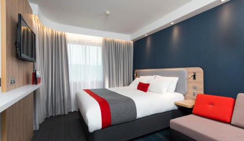 Standard Double Room with Sofa Bed and Free Hot Breakfast