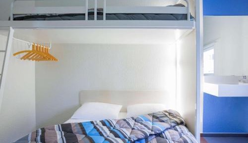 Triple Room with Shared Bathroom