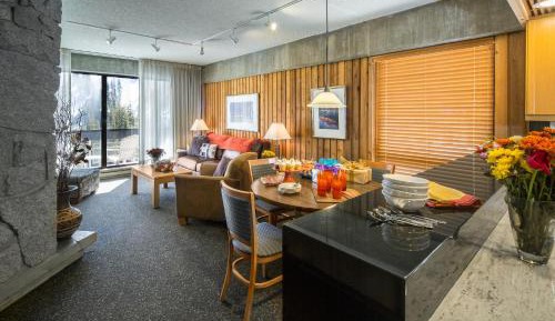 Studio (2 Adults)