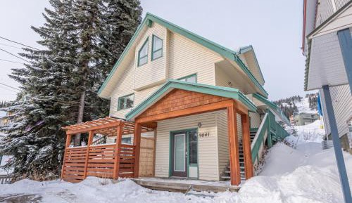 SkiMore Whole Chalet