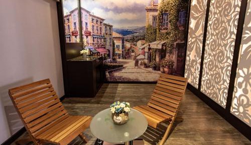 Queen Room with Spa Bath