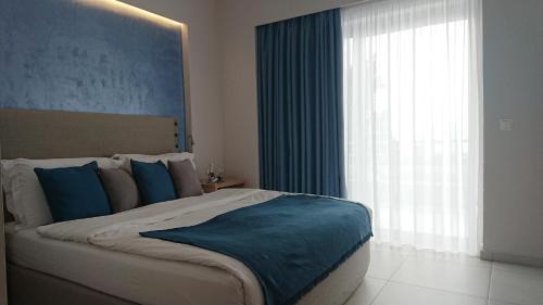 Studio with Sea View
