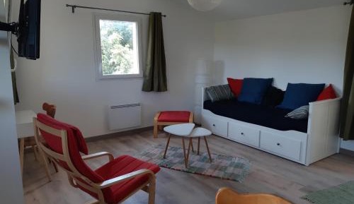 Studio with Garden View
