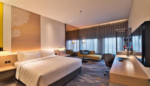 Deluxe King Room